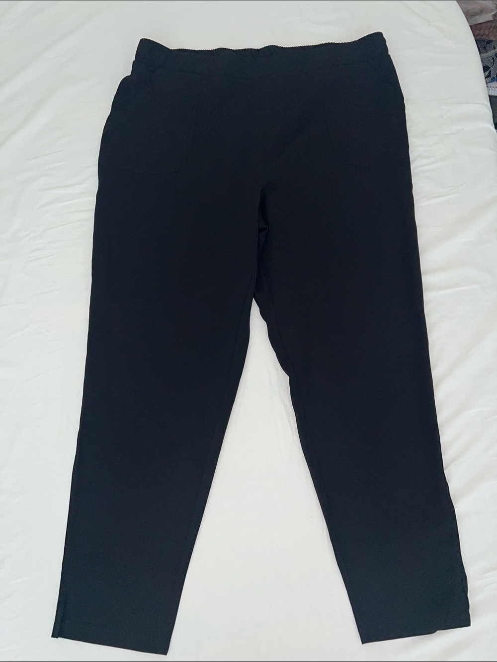 NWOT 32 degree cool pants Great for office wear, school, causal wear Relaxed fit